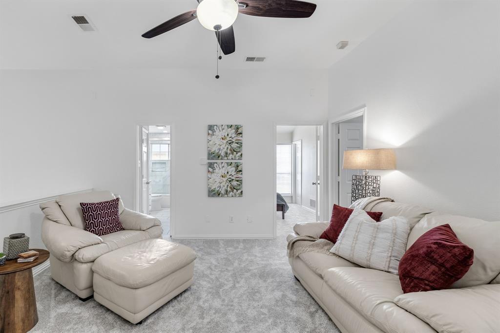 115 St James Road Irving, TX 75063 - Photo 25 of 40