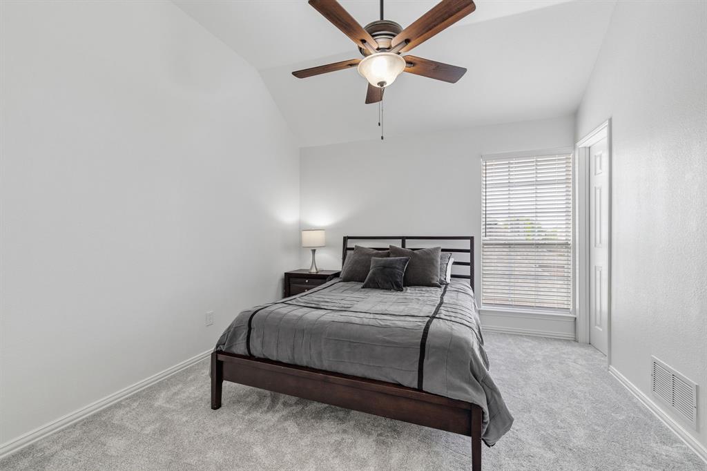 115 St James Road Irving, TX 75063 - Photo 26 of 40