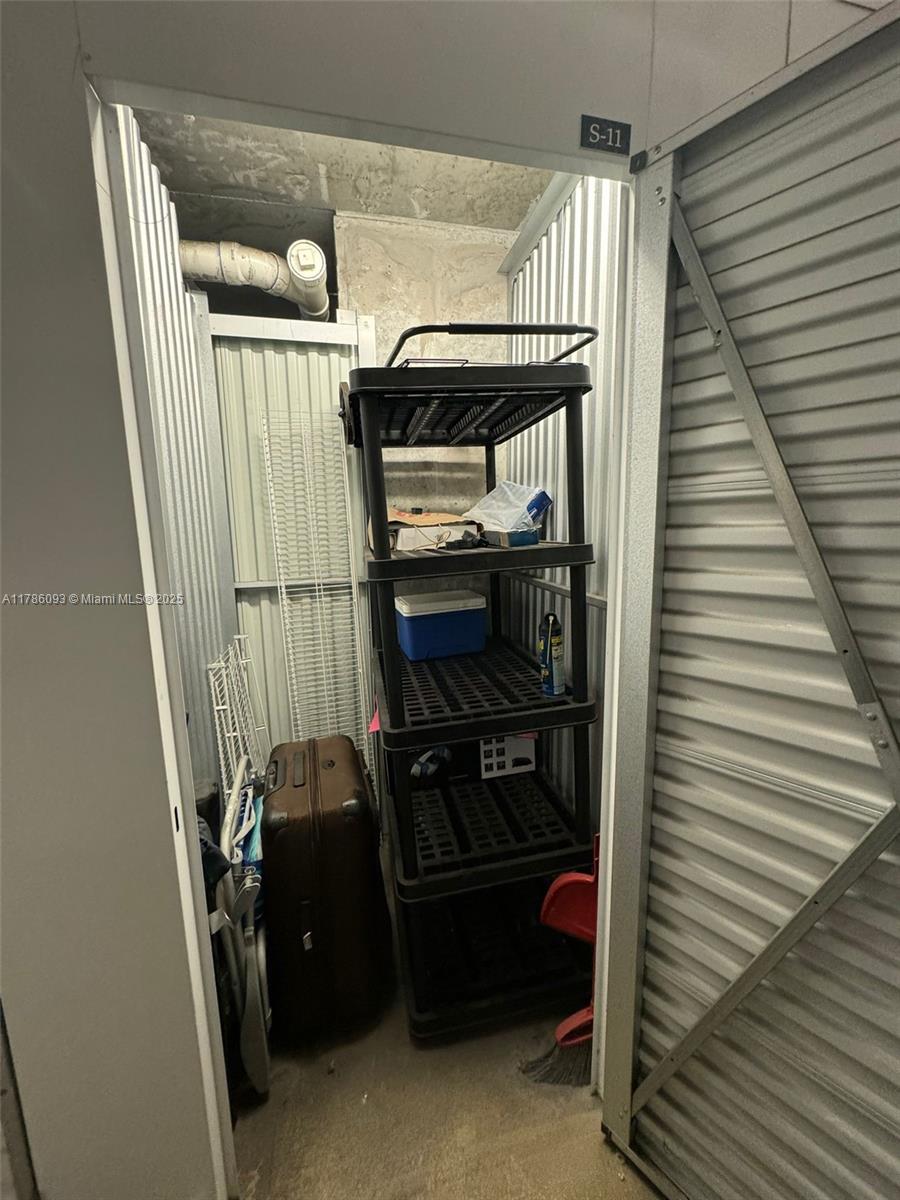 201 Southwest 17th Road, Unit 607 Miami, FL 33129 - Photo 17 of 31 a view of entryway