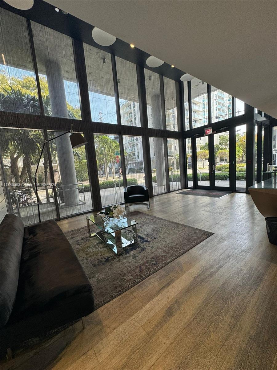 201 Southwest 17th Road, Unit 607 Miami, FL 33129 - Photo 20 of 31 a living room with large window