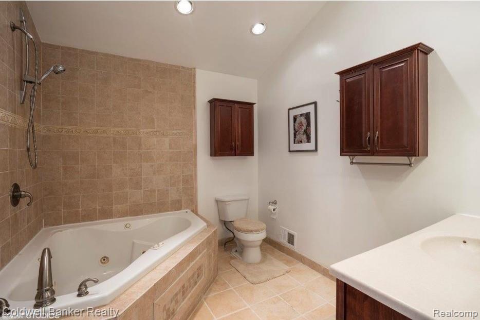 6040 Darramoor Road Bloomfield Hills, MI 48301 - Photo 47 of 47