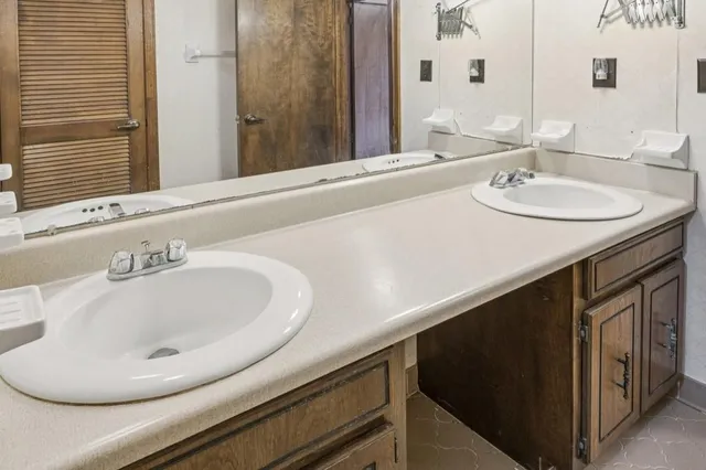 $375,000 | 533 Avalon Drive, Fayetteville, GA 30214