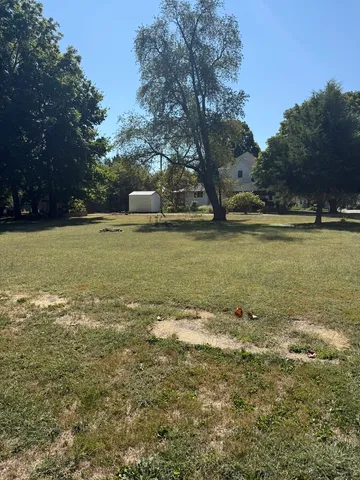 $6,000 | 403 North Hopkins Street, Newman, IL 61942