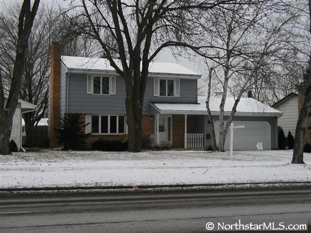 33 McKnight Road North St. Paul, MN 55119 - Photo 1 of 1 Gallery Image 1