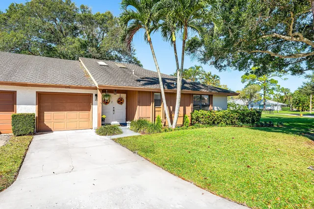 $565,000 | 6194 Brandon Street, Palm Beach Gardens, FL 33418