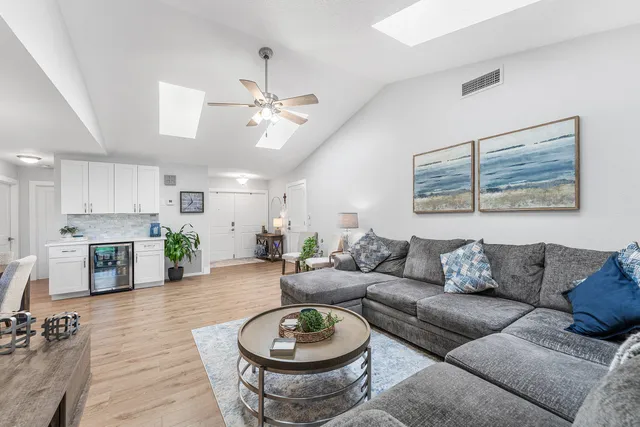 $565,000 | 6194 Brandon Street, Palm Beach Gardens, FL 33418