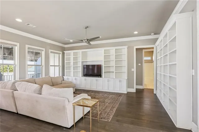 $320,000 | 3828 Dominique Drive, Chalmette, LA 70043