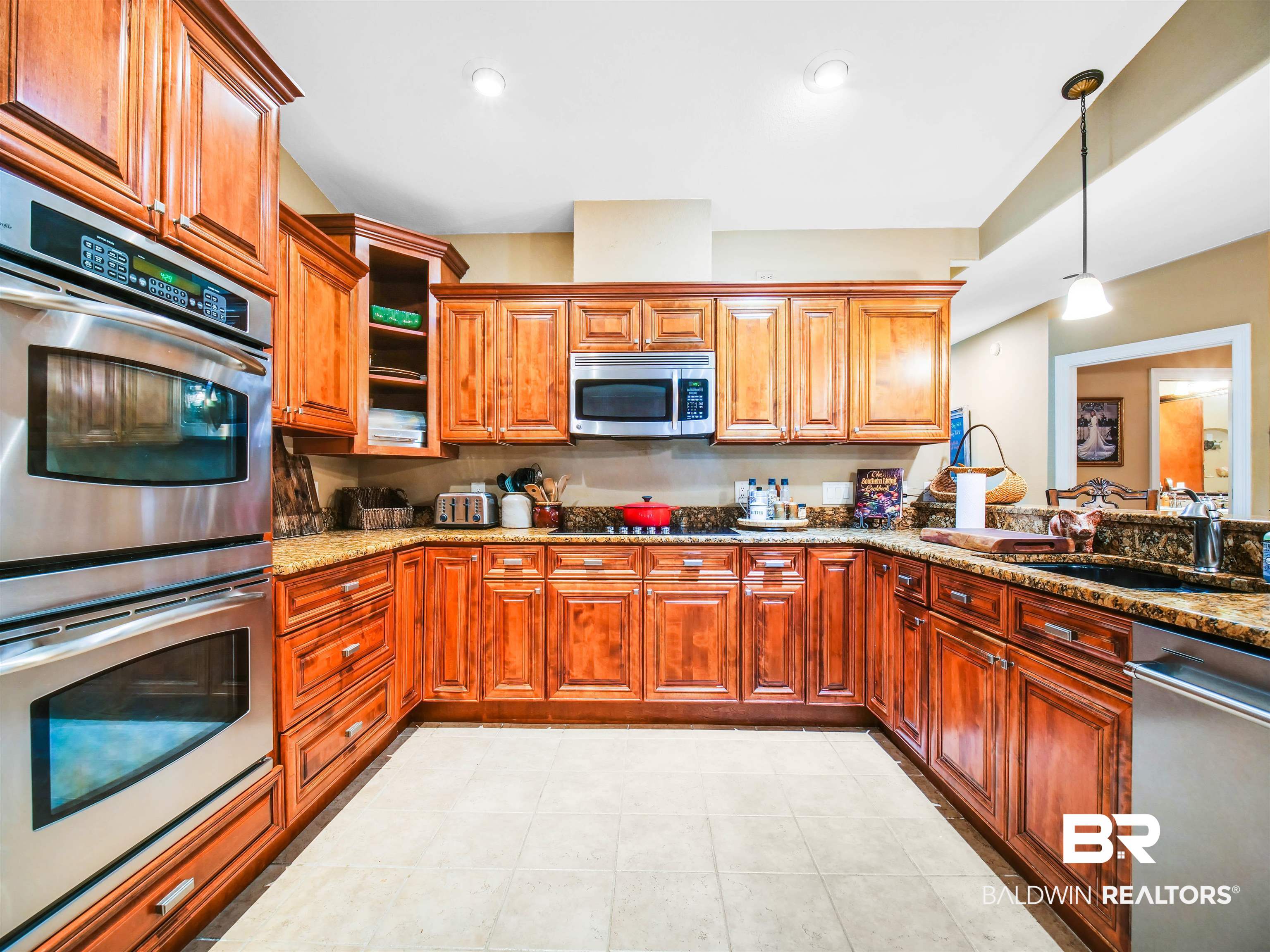 1001 North Alston Street Foley, AL 36535 - Photo 7 of 47