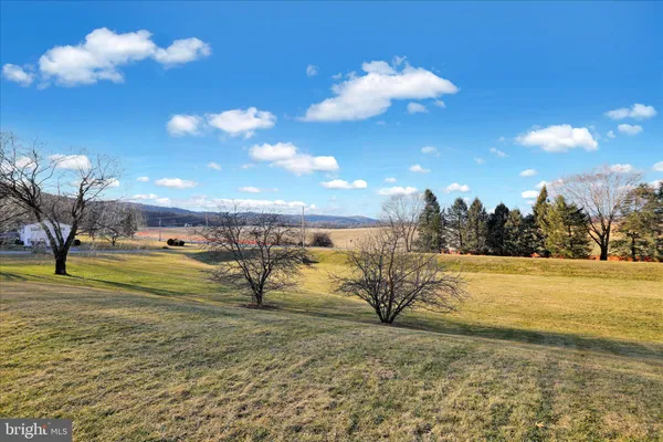 $529,900 | 208 North Sandy Lane, Reading, PA 19608