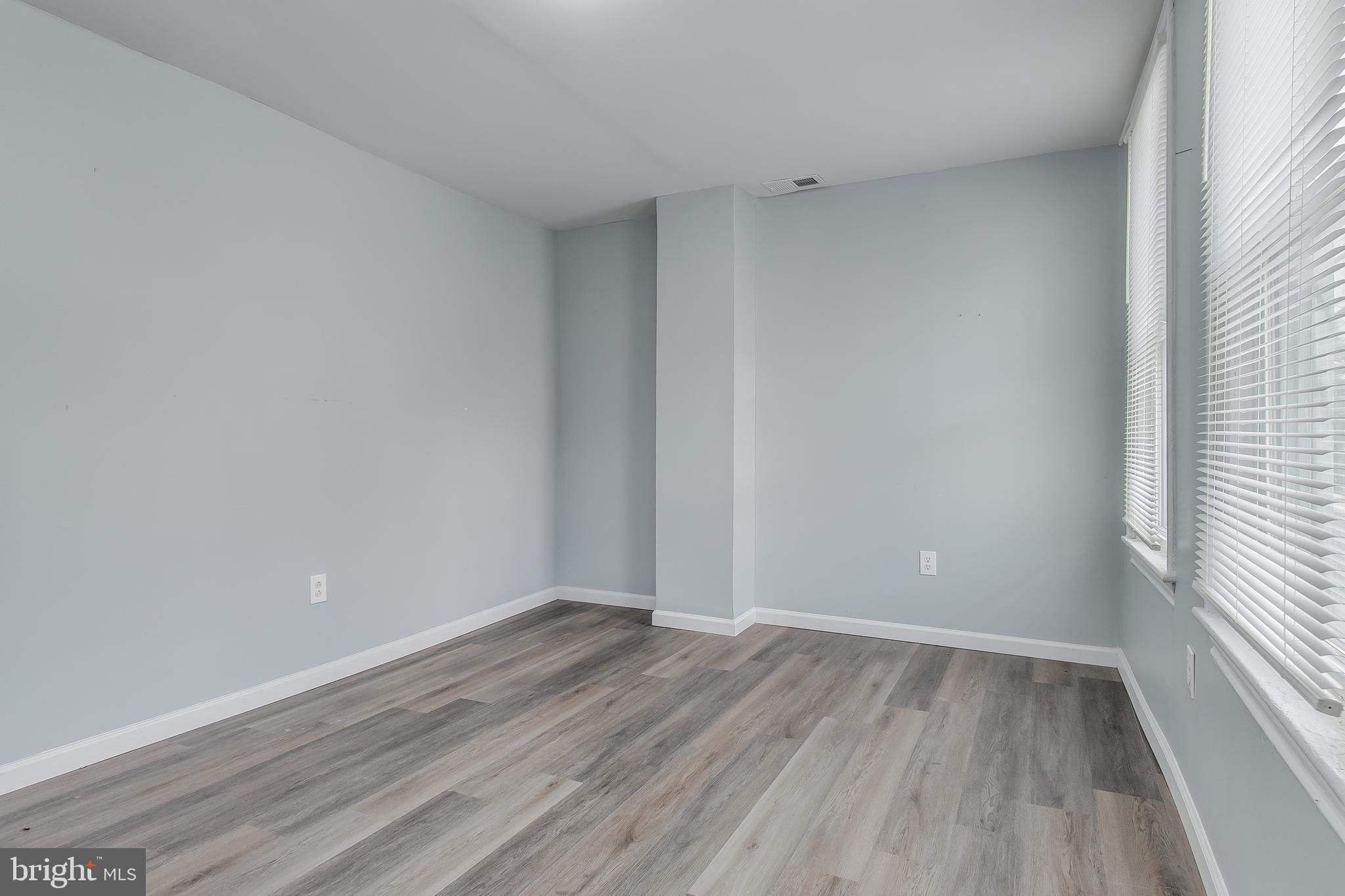 432 Jonathan Street Hagerstown, MD 21740 - Photo 2 of 17