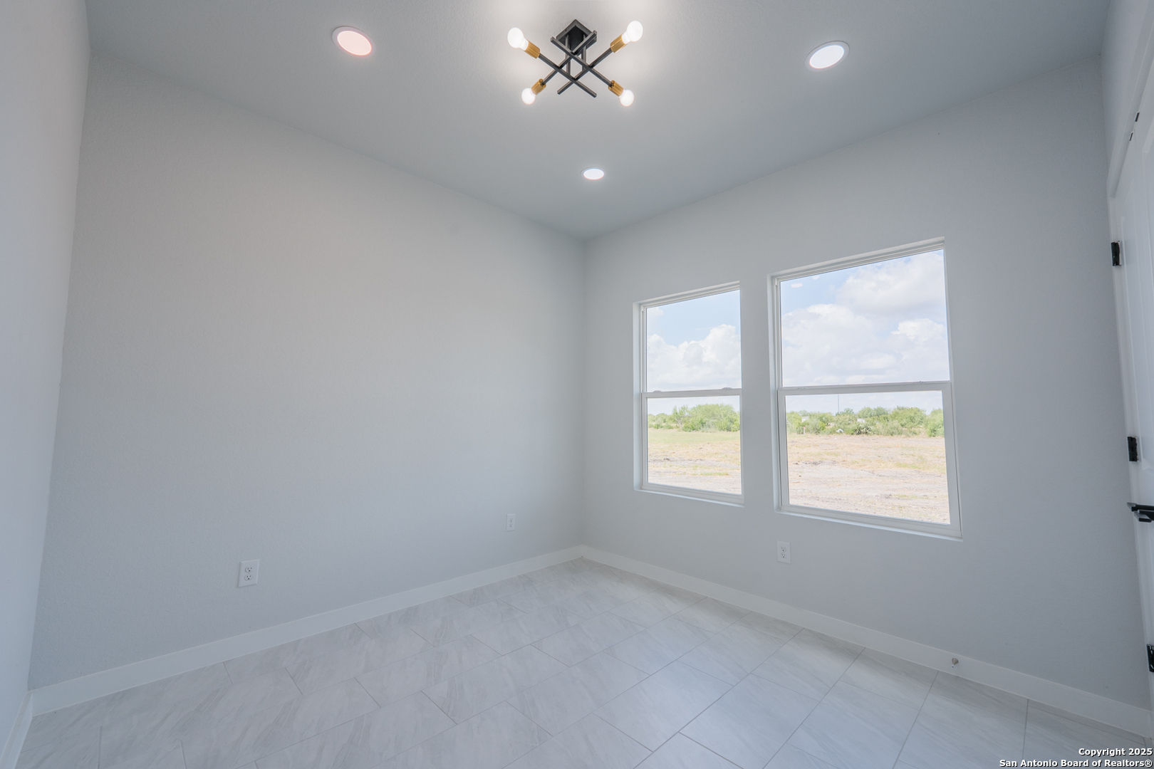 150 Ranchero Way Natalia, TX 78059 - Photo 25 of 30
