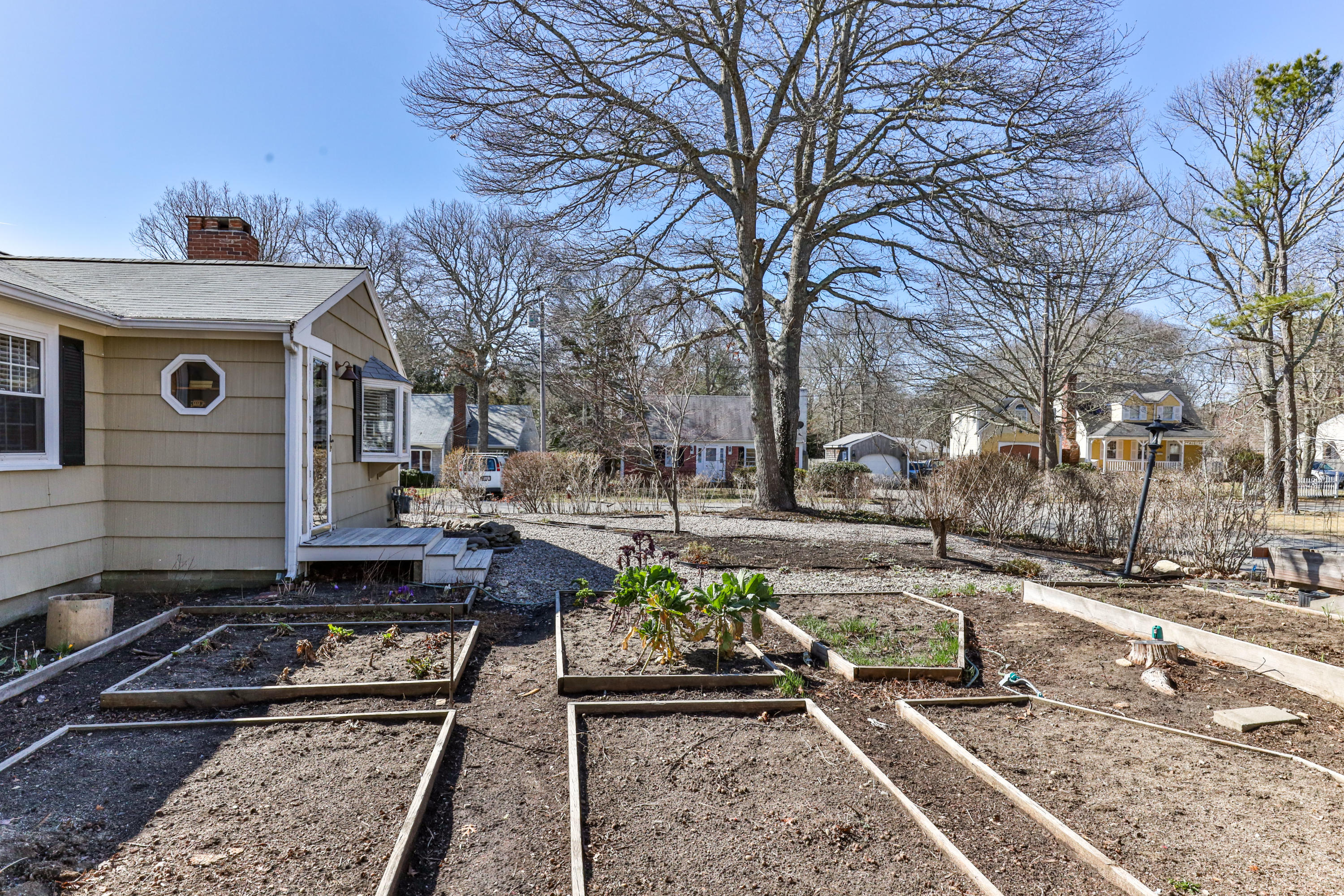 110 Kelley Road Hyannis, MA 02601 - Photo 5 of 49 a view of a back yard of the house