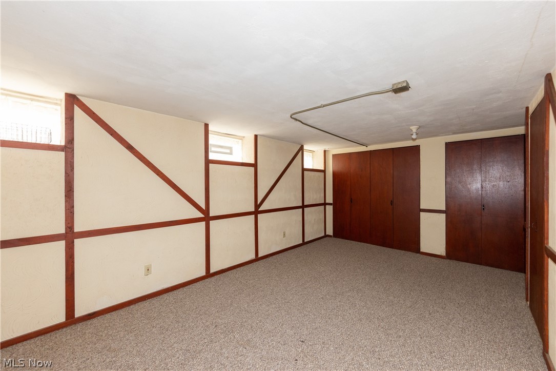 1050 Renfield Road Cleveland Heights, OH 44121 - Photo 32 of 41 Basement featuring light carpet