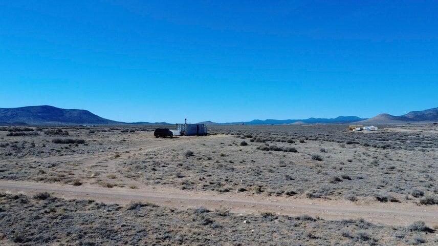 2.27ac Container/cabin Home Beryl, UT 84714 - Photo 8 of 24 008.