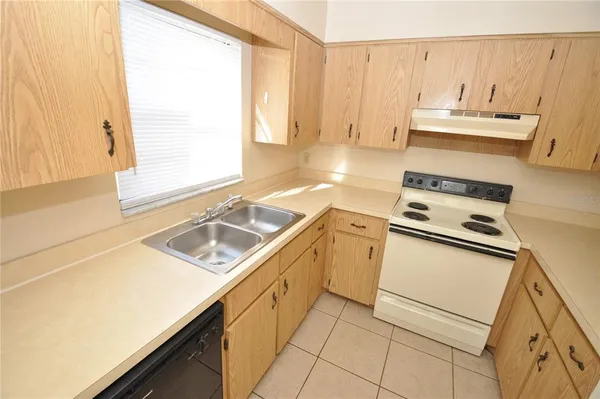 $1,395 | 145 Shannon Drive, Lakeland, FL 33809
