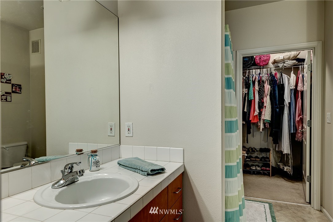 217 South 49th Street, Unit C Renton, WA 98055 - Photo 12 of 16