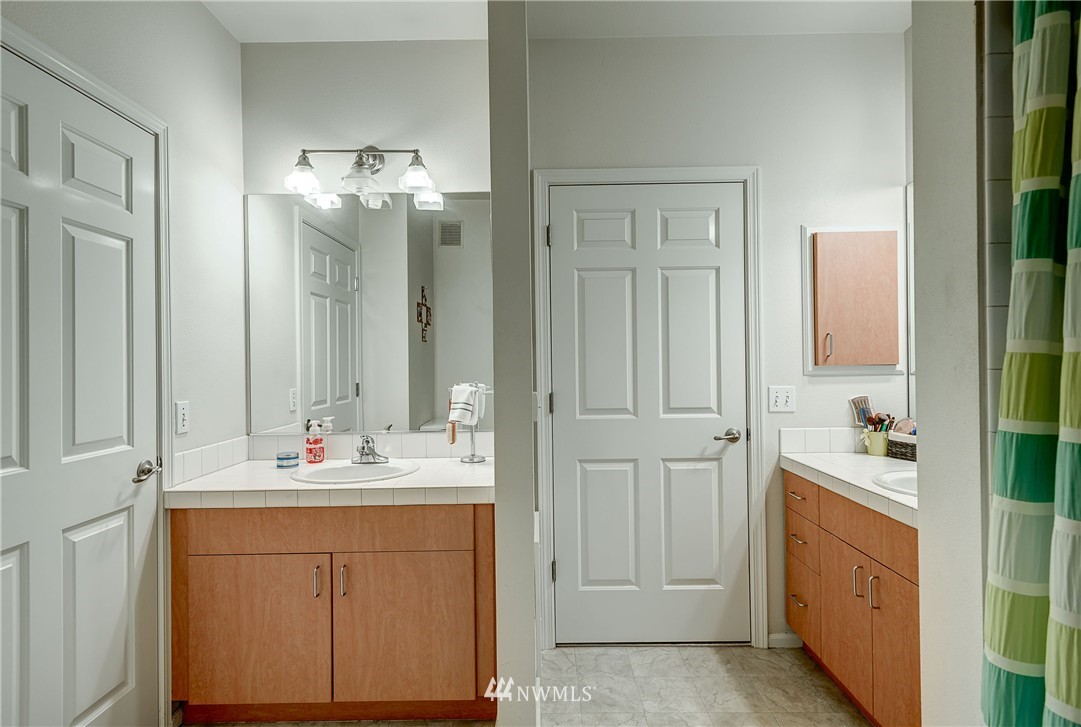 217 South 49th Street, Unit C Renton, WA 98055 - Photo 13 of 16