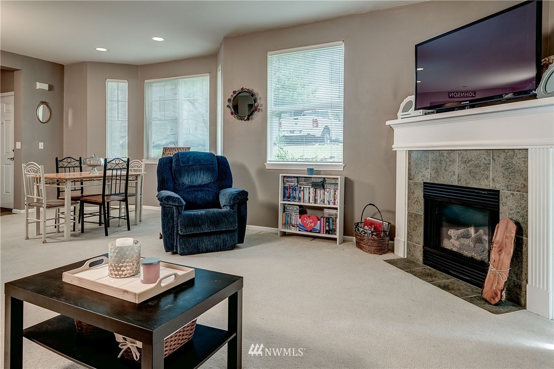 217 South 49th Street, Unit C Renton, WA 98055 - Photo 5 of 16