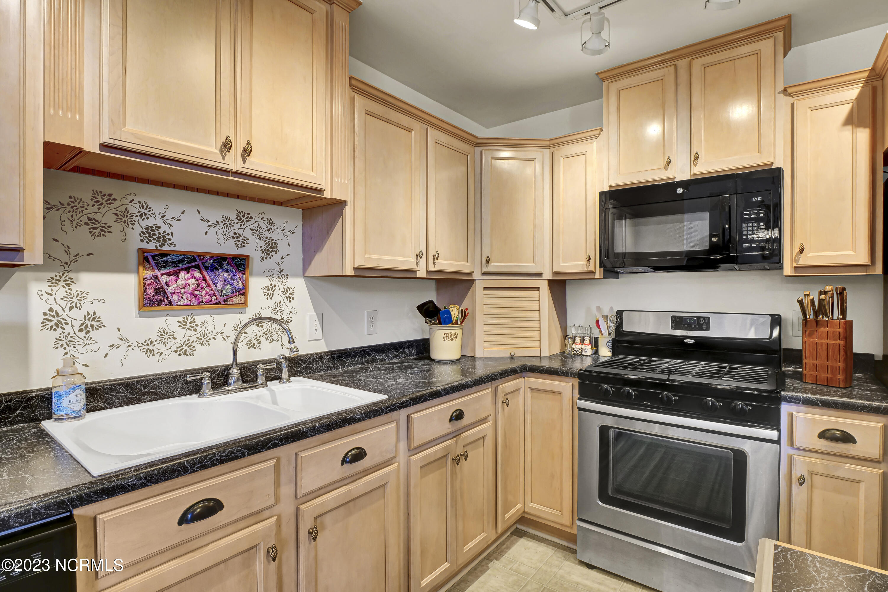 79 Shandy Way Hampstead, NC 28443 - Photo 10 of 30 P1399595
