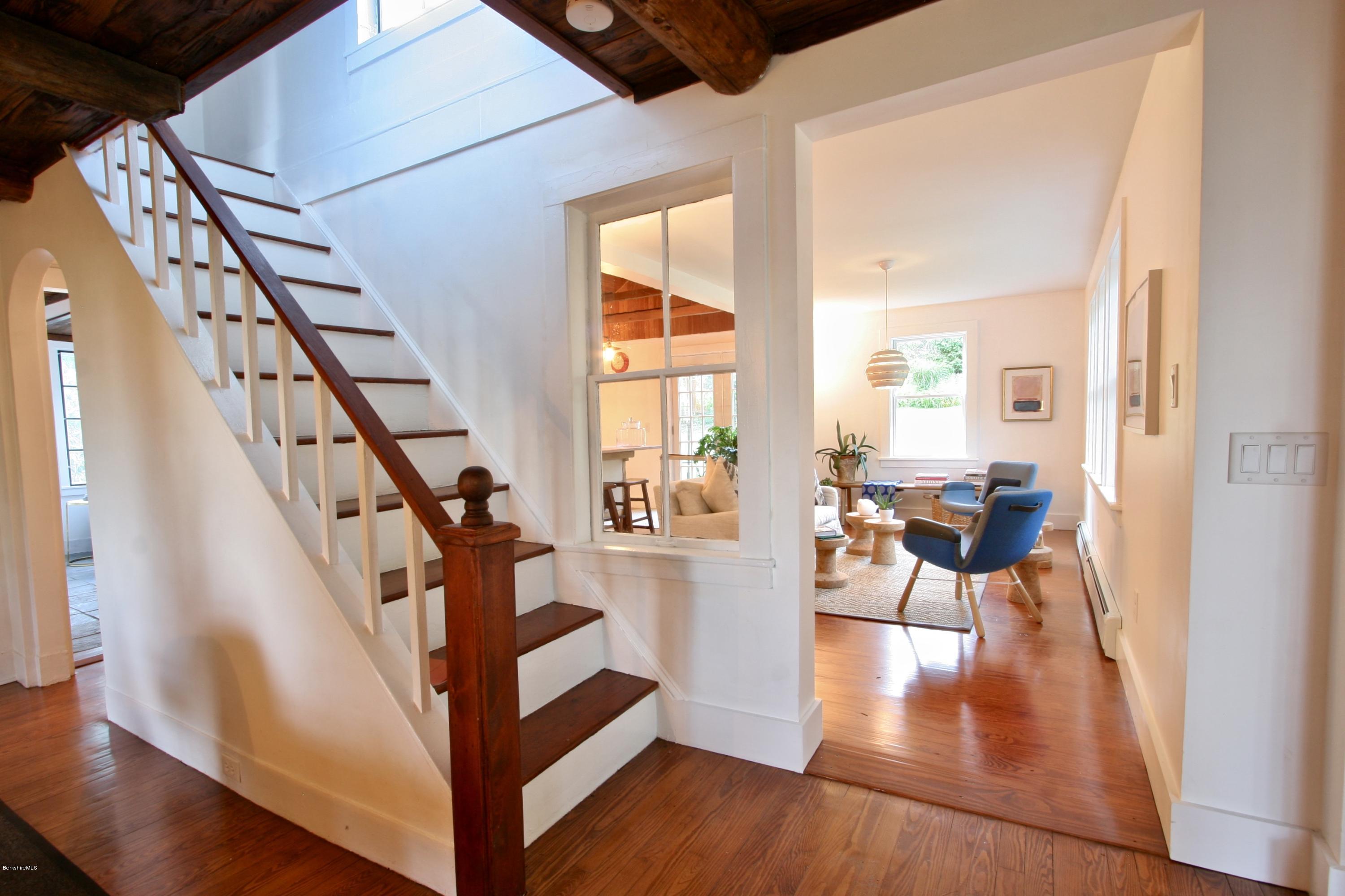 8 Averic Road Stockbridge, MA 01266 - Photo 12 of 30 fullsizeoutput_6c98