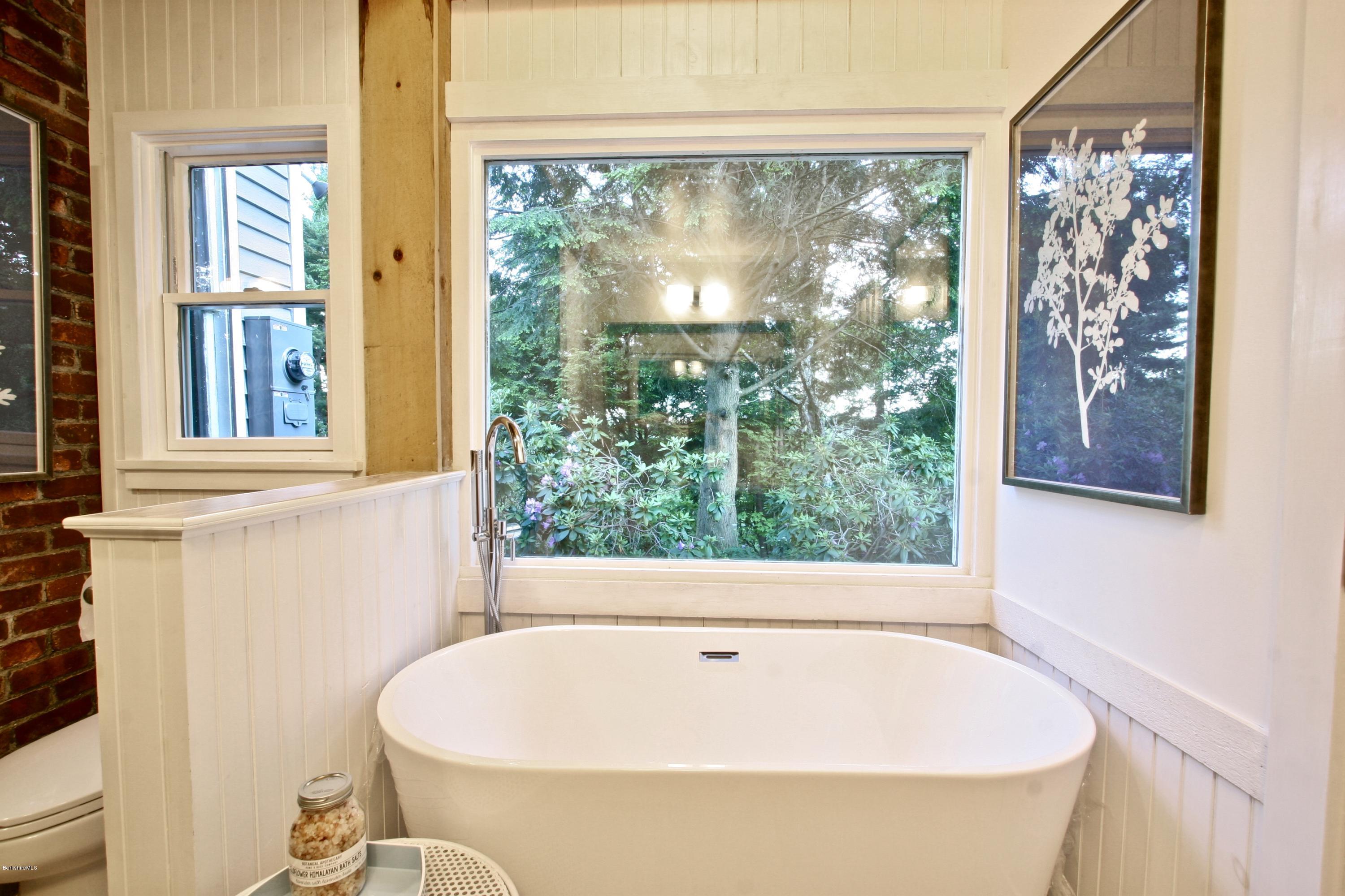 8 Averic Road Stockbridge, MA 01266 - Photo 16 of 30 fullsizeoutput_6c9e