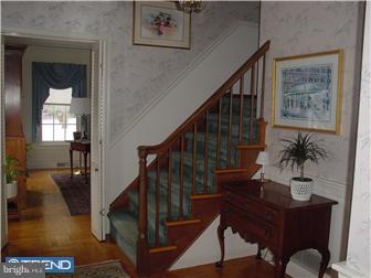 122 Spring House Way Kennett Square, PA 19348 - Photo 4 of 12 Foyer