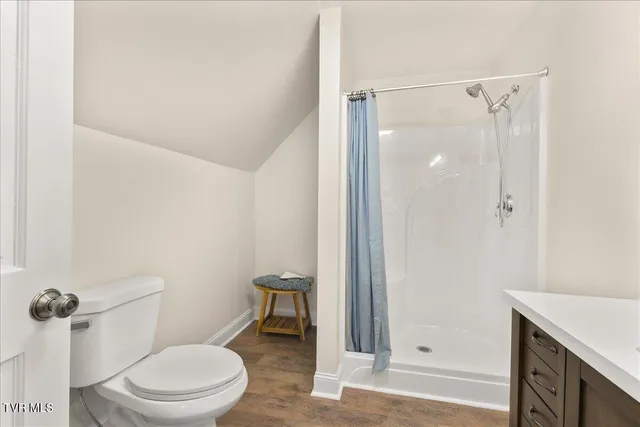 $739,900 | 264 Allison Cove Trail, Piney Flats, TN 37686