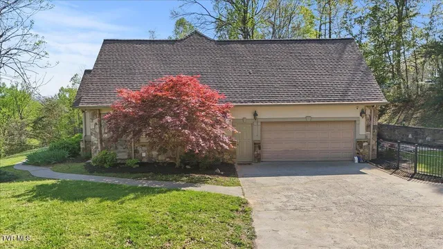 $739,900 | 264 Allison Cove Trail, Piney Flats, TN 37686