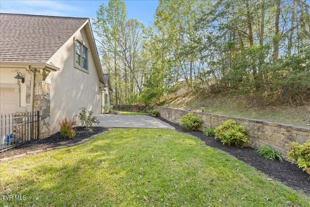 $739,900 | 264 Allison Cove Trail, Piney Flats, TN 37686