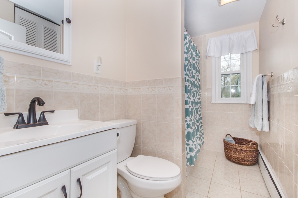 8 Pine Ridge Road North Reading, MA 01864 - Photo 16 of 24 Gallery Image 16