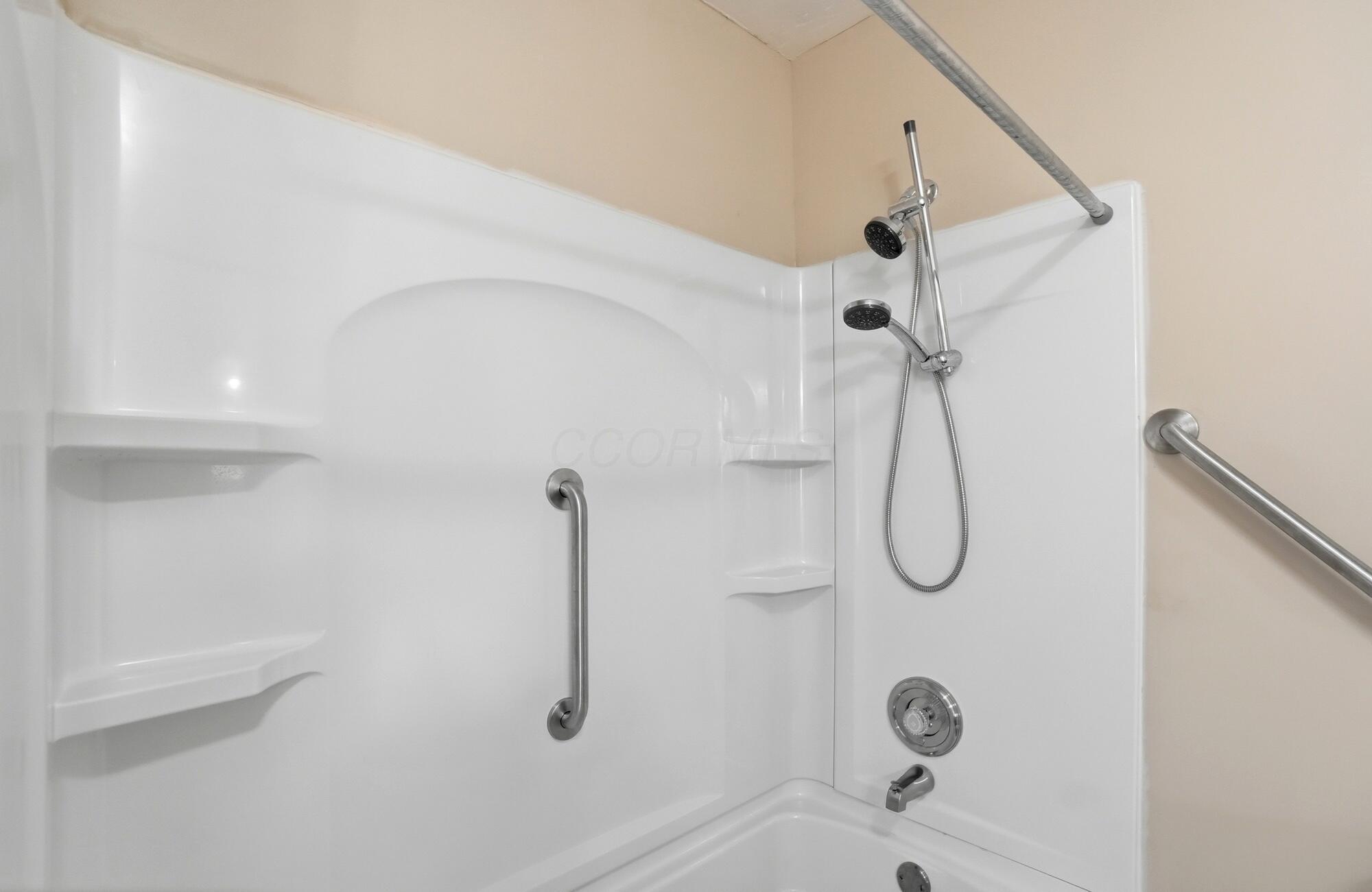 7750 Alkire Road Galloway, OH 43119 - Photo 42 of 49 194