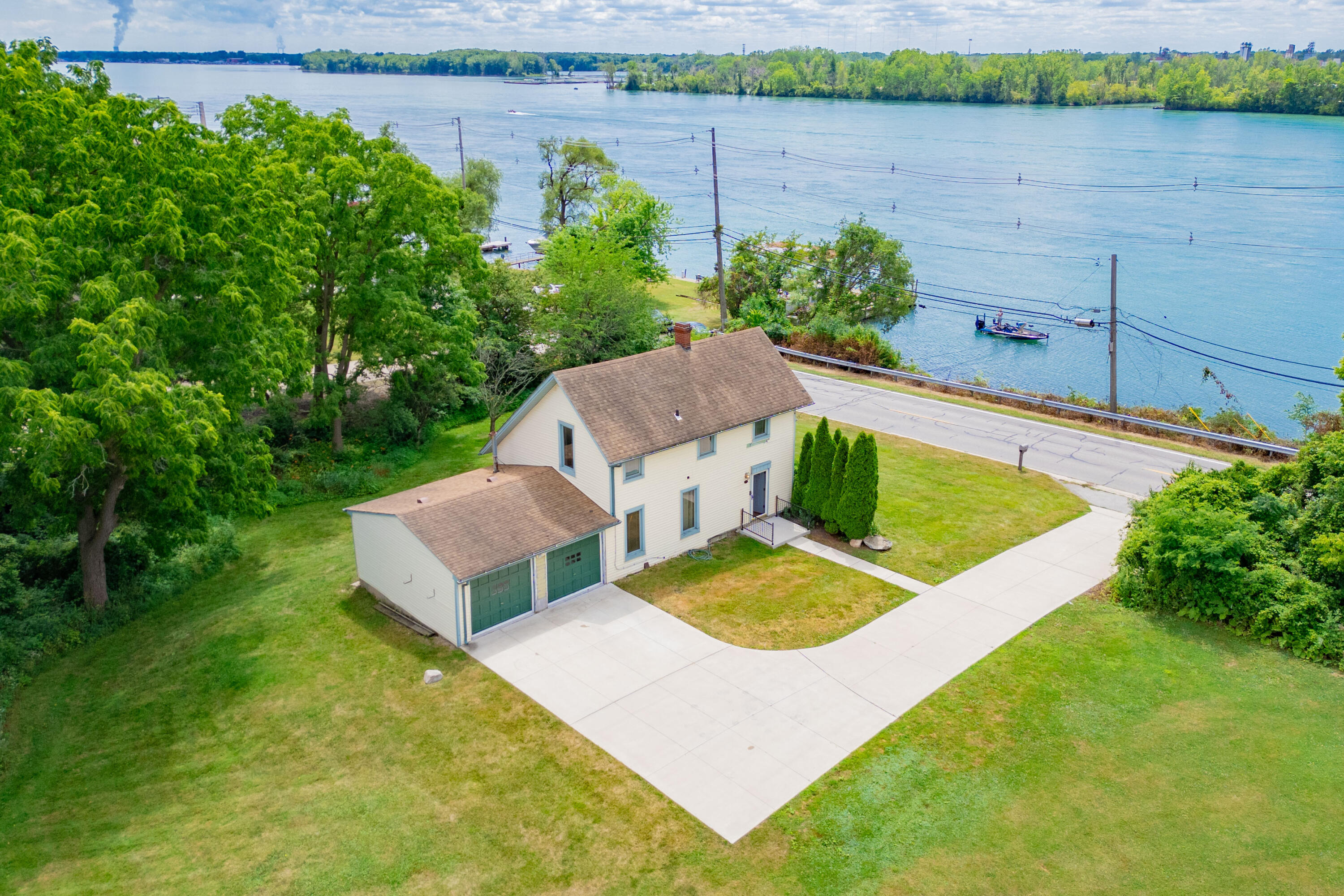 25653 West River Rd, Grosse Ile (1 of 26