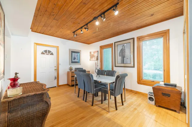 $399,000 | 25653 West River Road, Grosse Ile, MI 48138