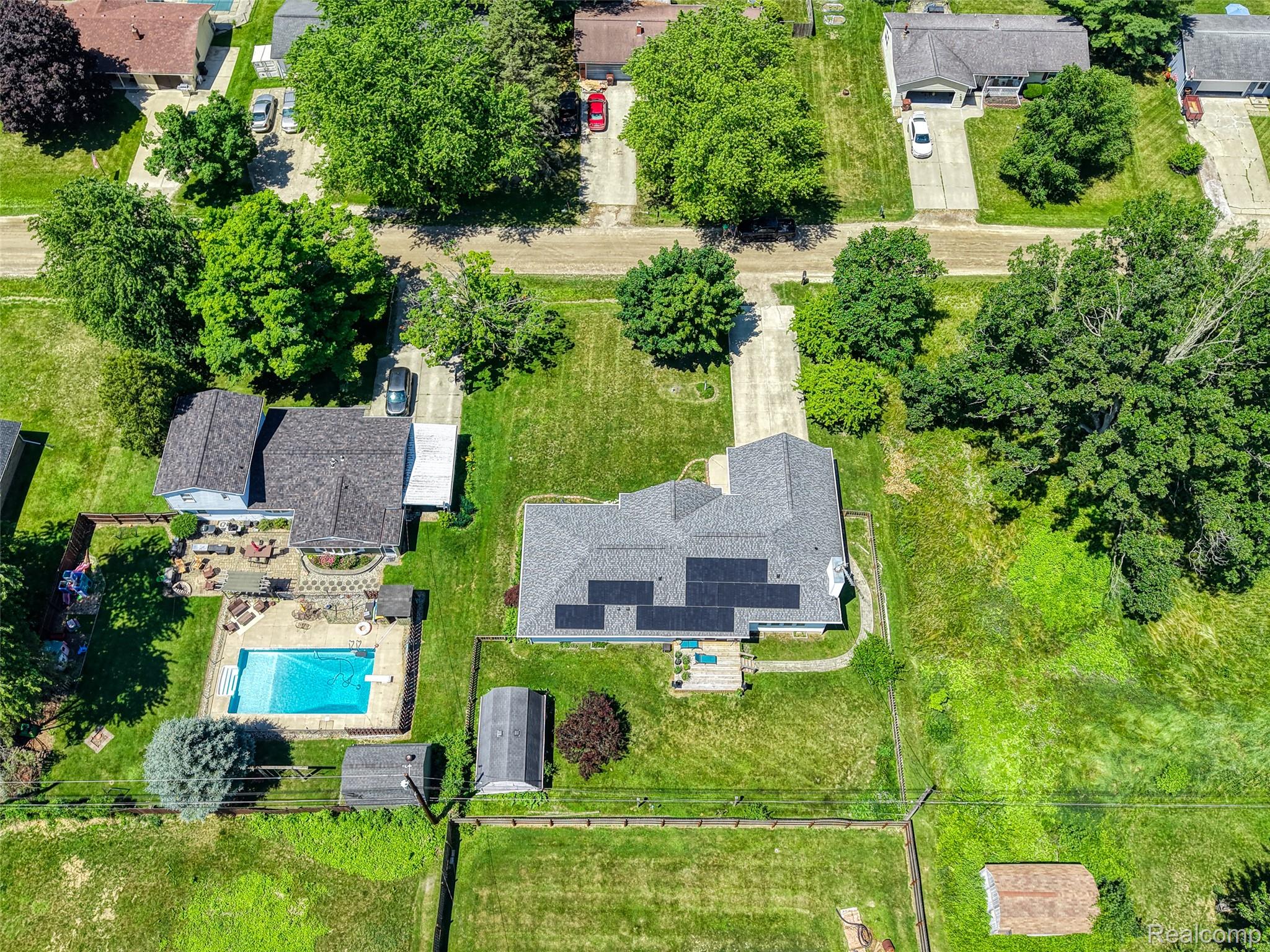 5382 Meadowlawn Road Fowlerville, MI 48836 - Photo 43 of 45 DJI_20260703123947_0533_D_5.jpg
