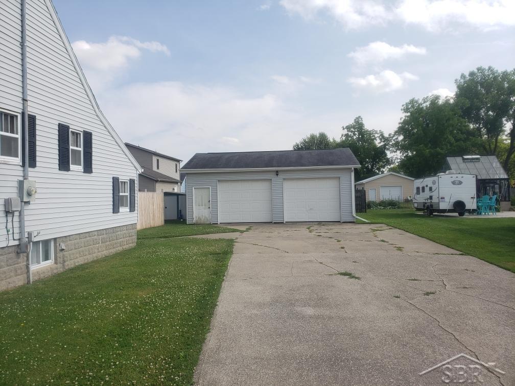 3525 Shattuck Road Saginaw, MI 48603 - Photo 2 of 22 50197433-f8a99c39-8eb3-40b7-9a88-63979370cf7c.JPG