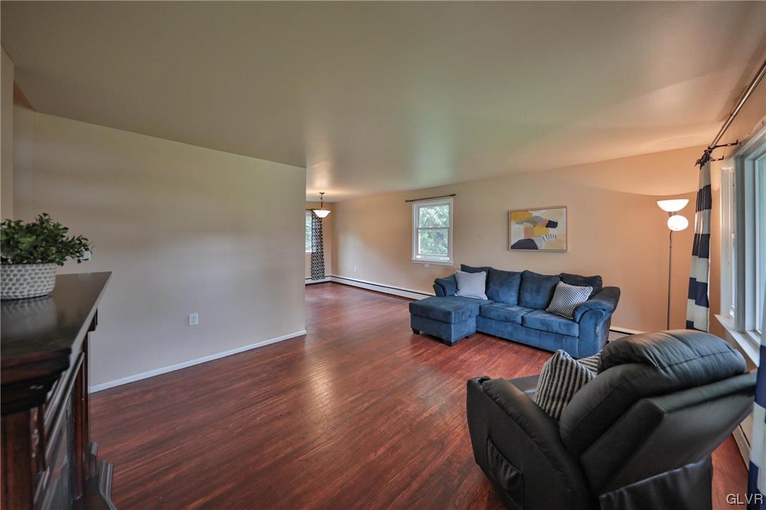 1409 Exeter Road Allentown, PA 18103 - Photo 3 of 41 Gallery Image 3
