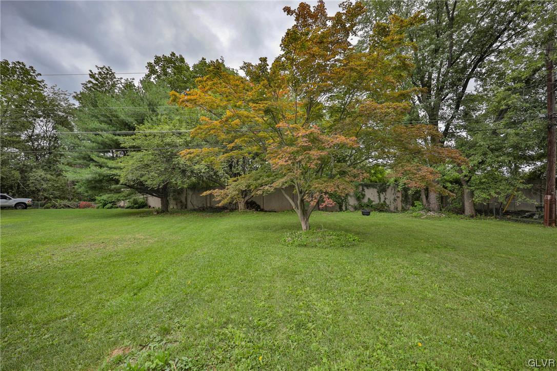 1409 Exeter Road Allentown, PA 18103 - Photo 36 of 41 Gallery Image 36