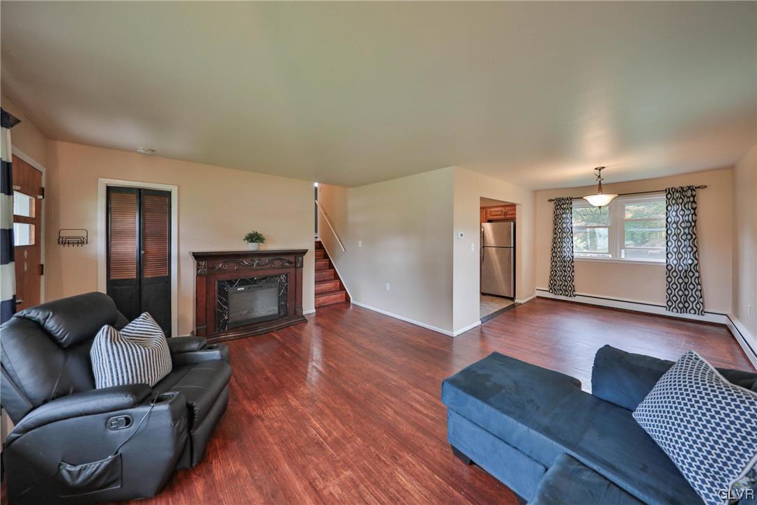 1409 Exeter Road Allentown, PA 18103 - Photo 6 of 41 Gallery Image 6