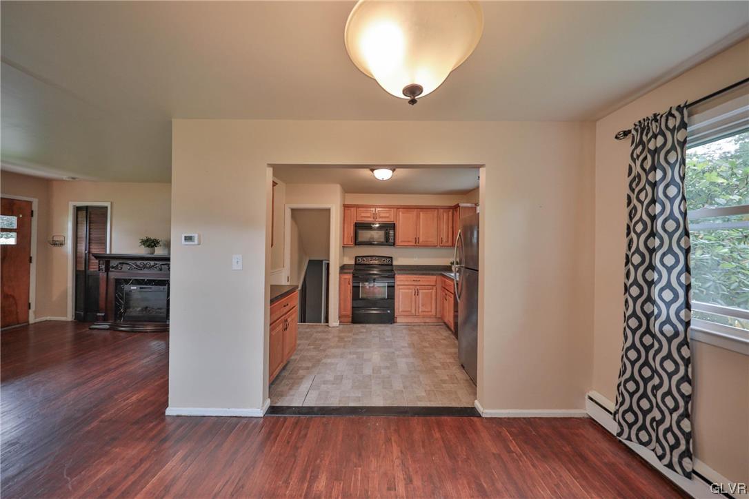 1409 Exeter Road Allentown, PA 18103 - Photo 9 of 41 Gallery Image 9