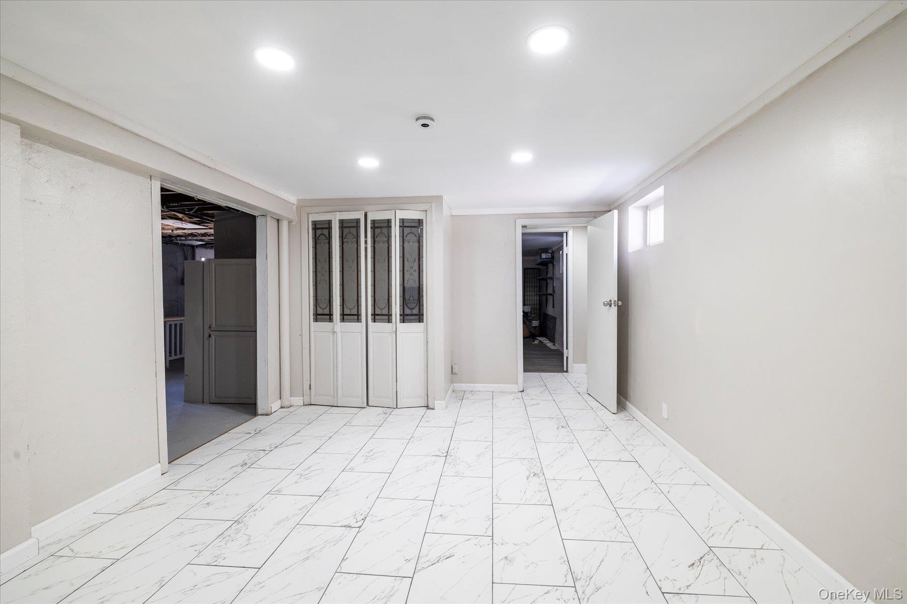 191 Raff Avenue Mineola, NY 11501 - Photo 20 of 25 a view of an empty room