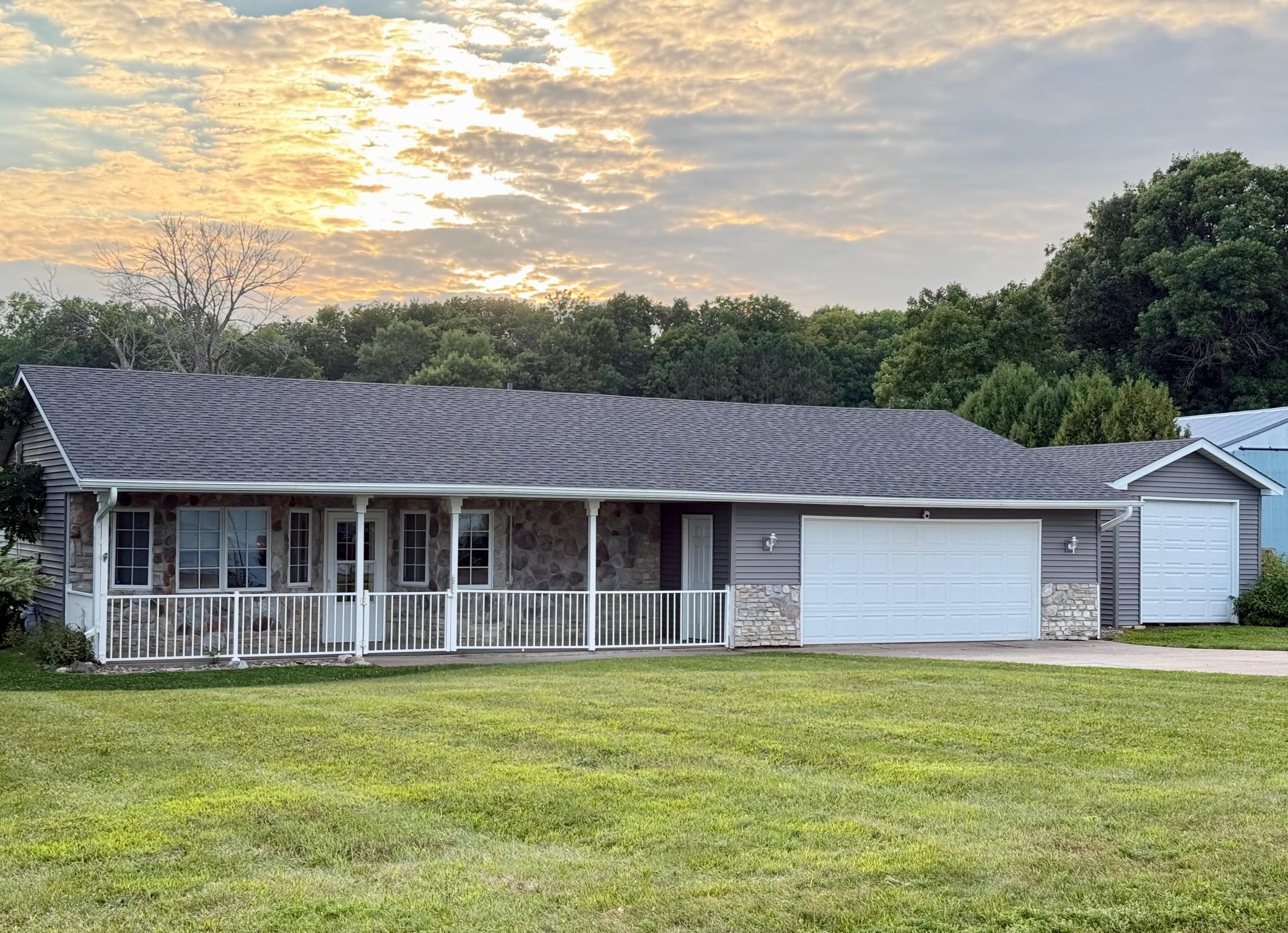 39395 Twilight Road Onamia, MN 56359 - Photo 1 of 34 Gallery Image 1