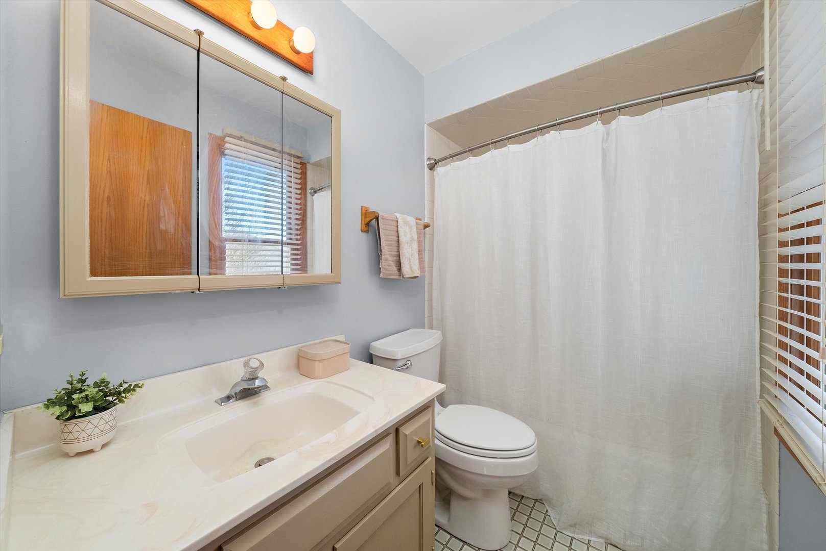 21170 Deerpath Road Frankfort, IL 60423 - Photo 12 of 26