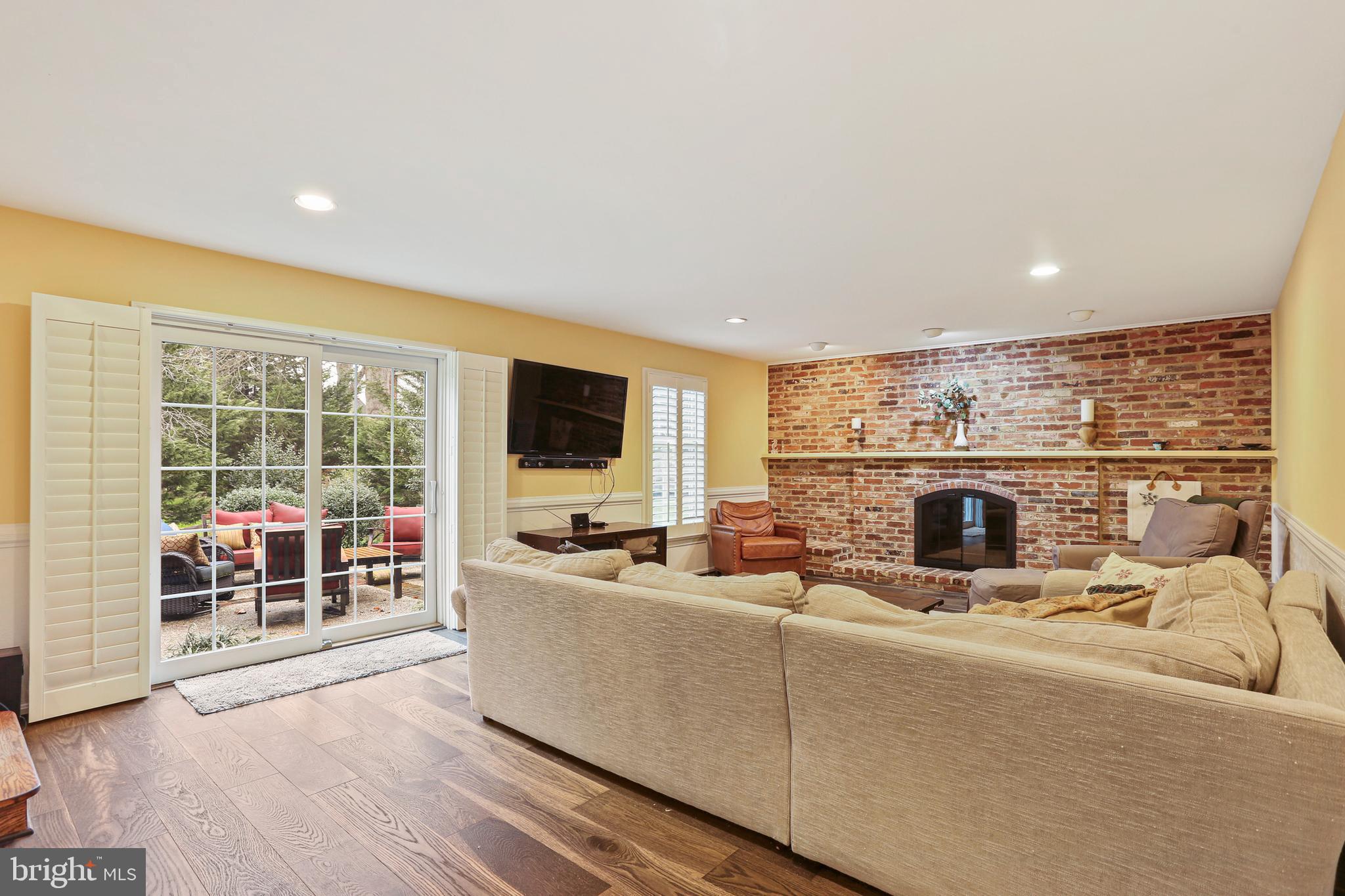 5 Over Ridge Court Potomac, MD 20854 - Photo 11 of 50