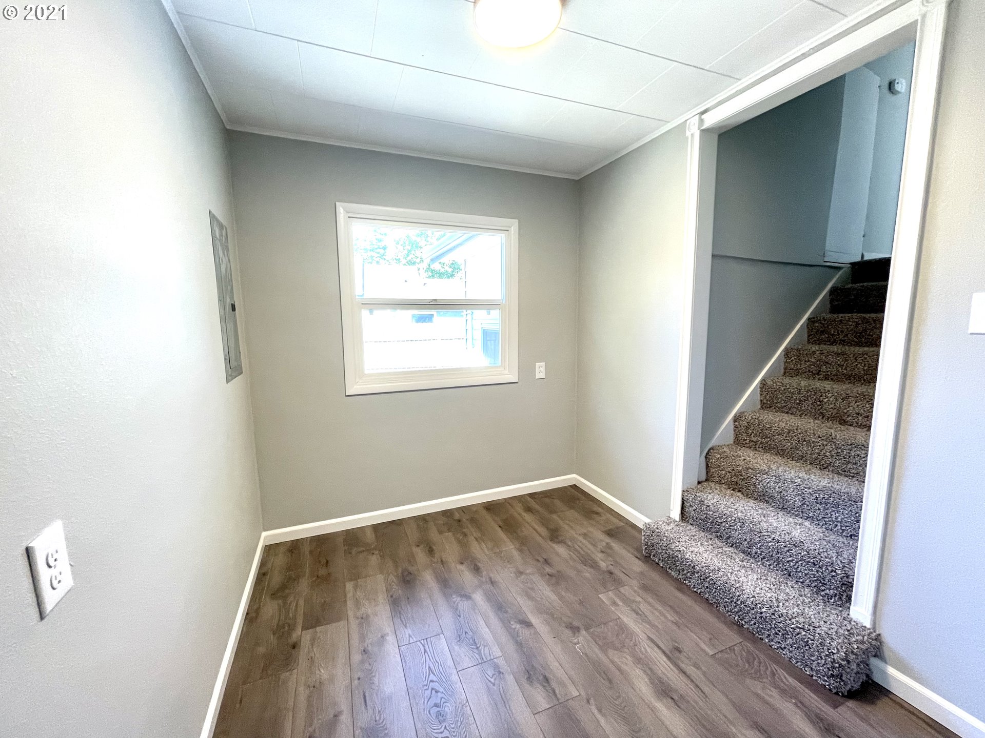 1835 Southeast 8th Avenue Camas, WA 98607 - Photo 7 of 25 Gallery Image 7