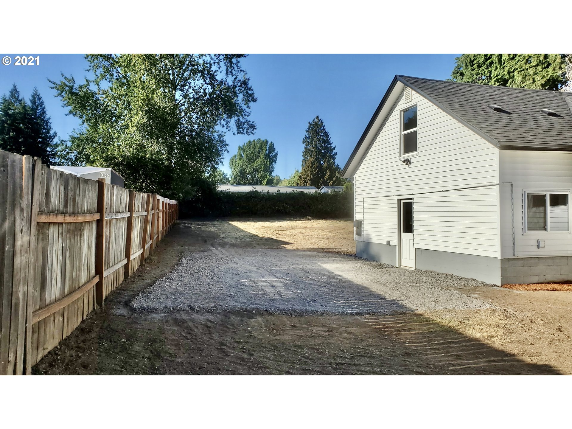 1835 Southeast 8th Avenue Camas, WA 98607 - Photo 8 of 25 Gallery Image 8