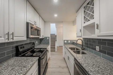 $165,000 | 8404 Forest Lane, Unit 305, Dallas, TX 75243