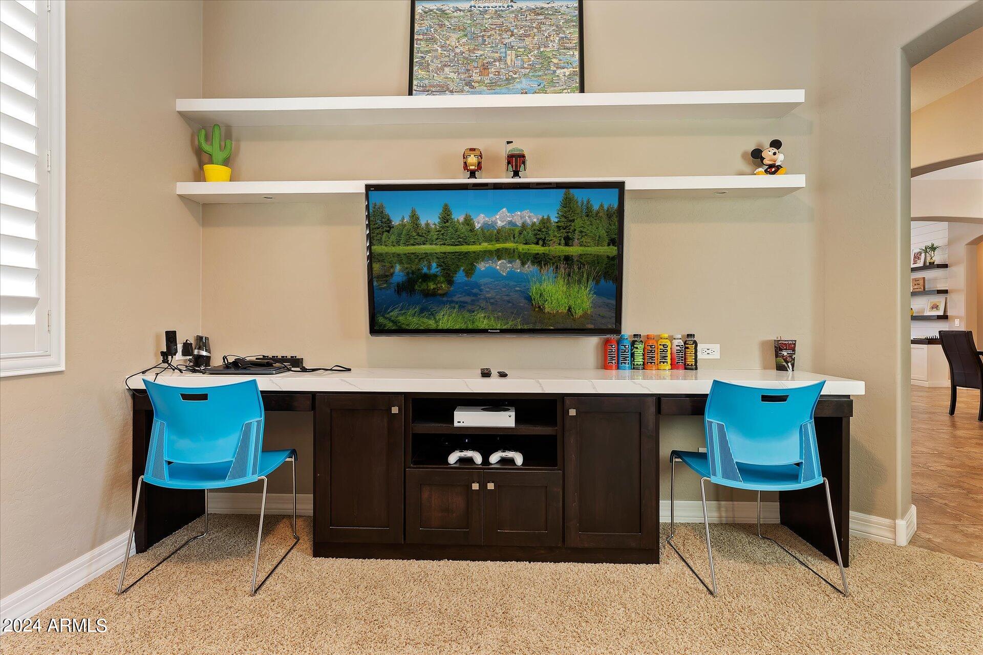 15741 West Harvard Street Goodyear, AZ 85395 - Photo 31 of 47 32-032-family-room