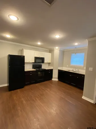 $399,900 | 3960 Cottage Drive, Tyler, TX 75701