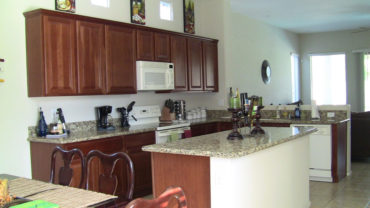 9302 West Rascon Loop Phoenix, AZ 85037 - Photo 3 of 20 Huge Kitchen with lots of Cabinets!