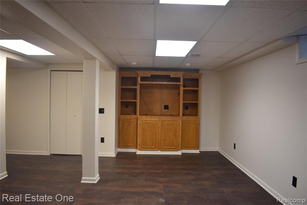 654 Glasgow Court Rochester Hills, MI 48307 - Photo 28 of 30